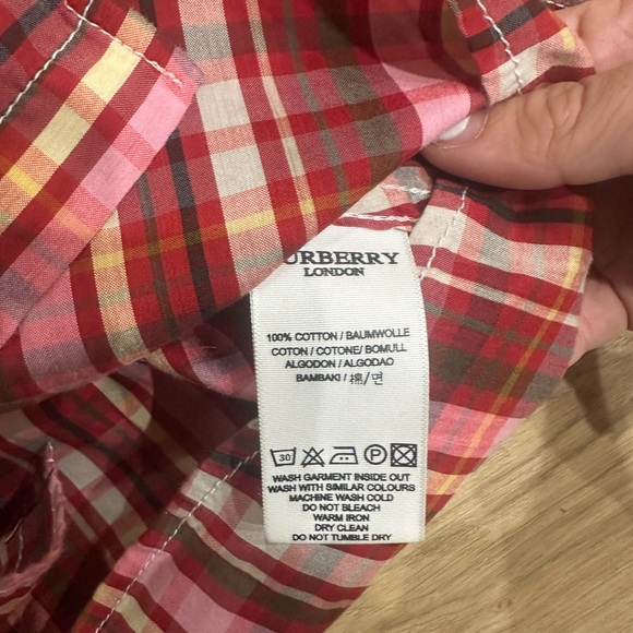 Vintage Burberry plaid button up top - Picture 5 of 9